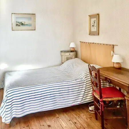 Maison Charmante Avec Vue Sur La A